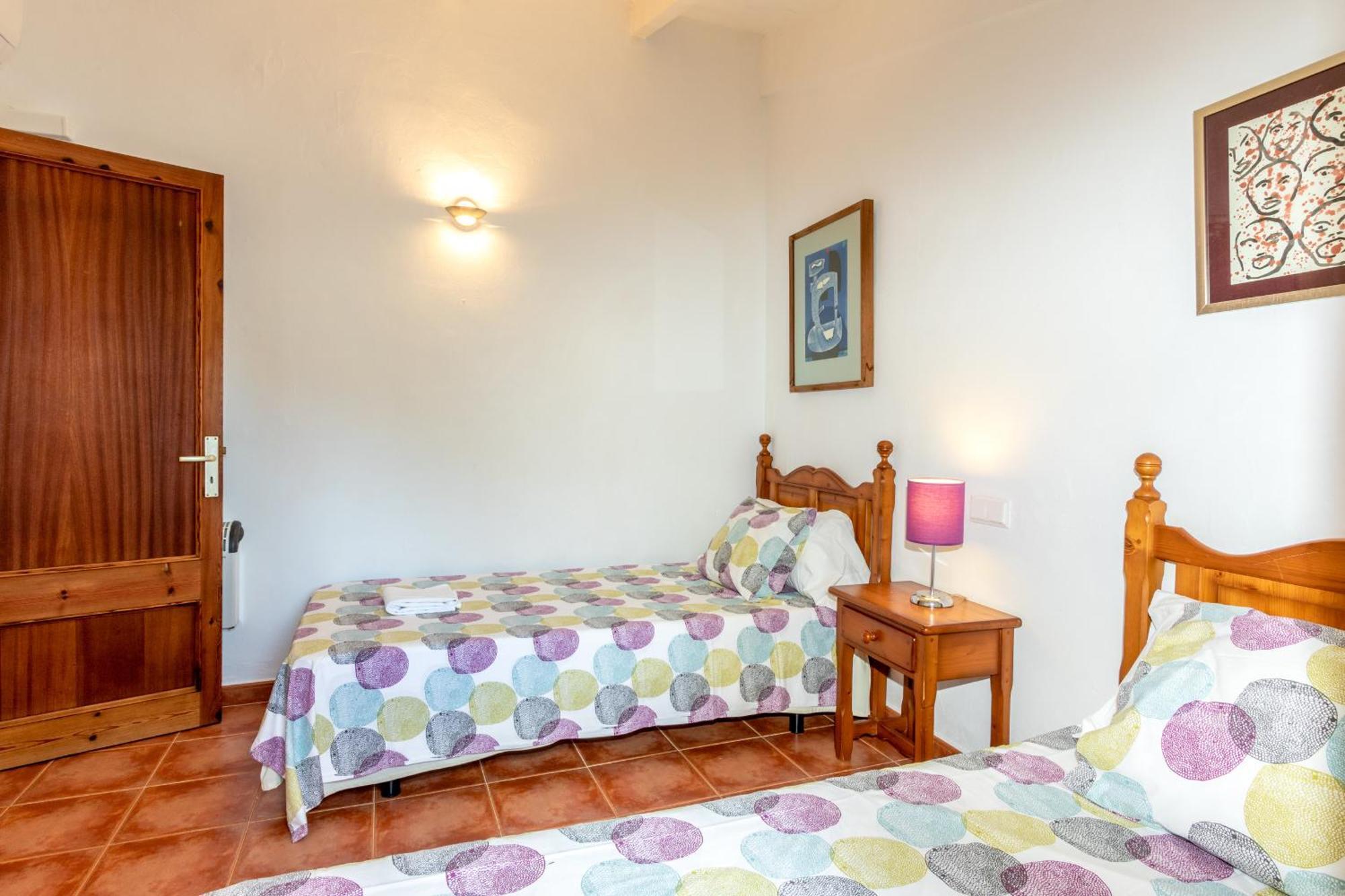 Casa Joana Acogedora Casa De Pueblo Con Terraza Pollença